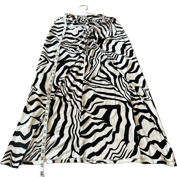 Dexire zebra soft maxi dress coverup size medium - Picture 4 of 6